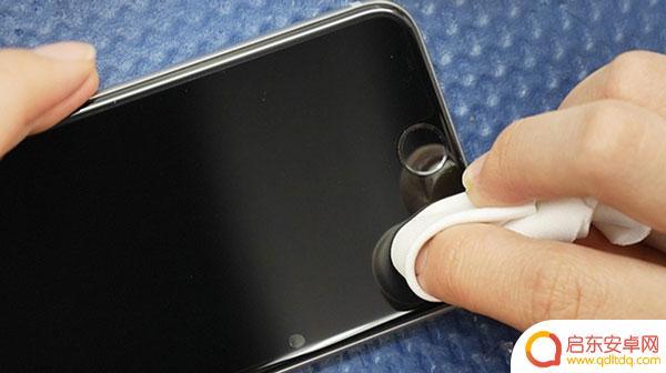 iphone12手机屏幕失灵乱跳 苹果手机屏幕乱跳解决方法